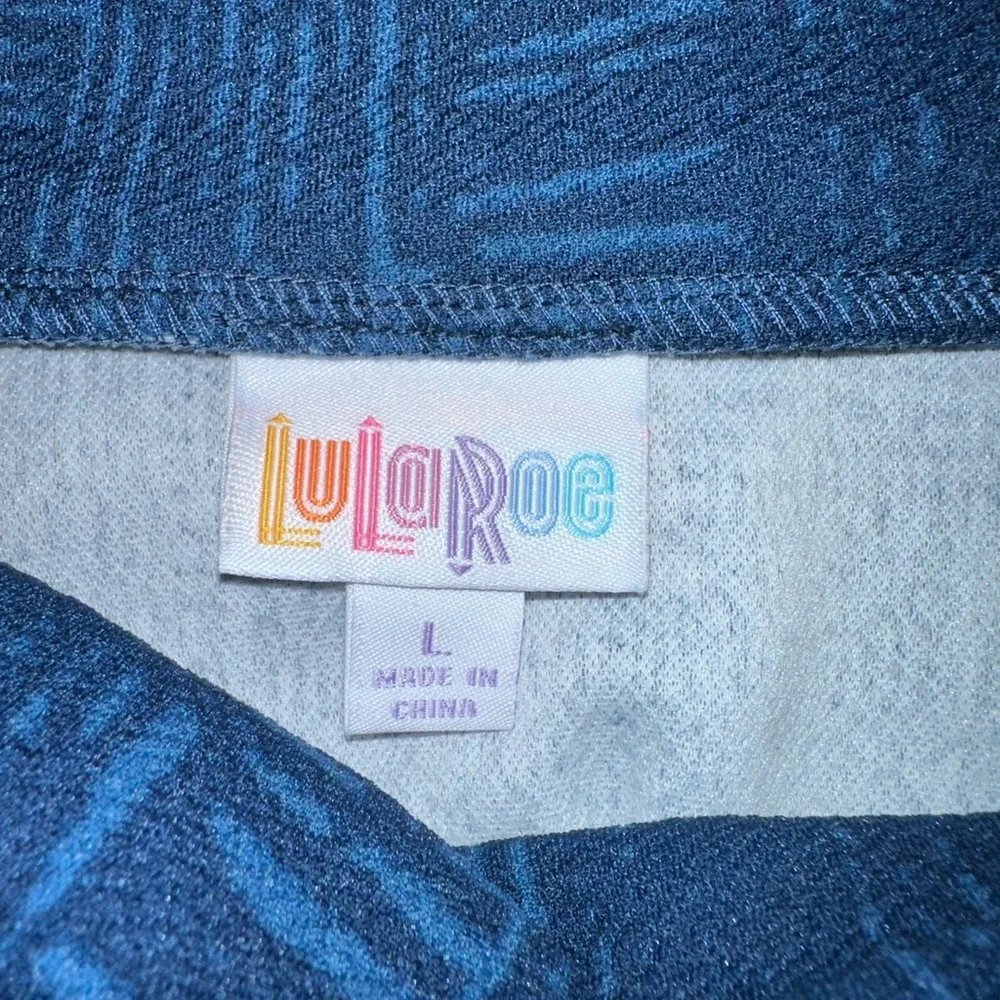 Lularoe large blue Azure skirt with basket weave‎ pattern. NWT